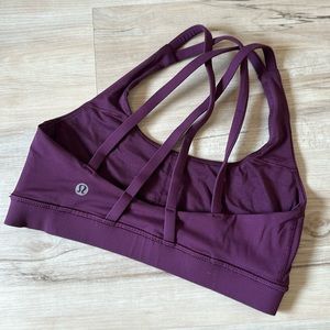 Lululemon energy bra size 4